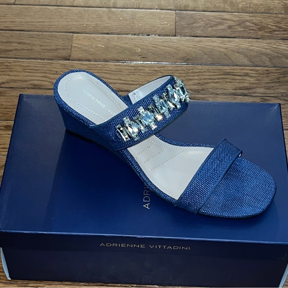 Adrienne Vittadini Acres Embellished Sandals Blue Raffia Women’s Size 7.5 Jewels - Picture 2 of 13